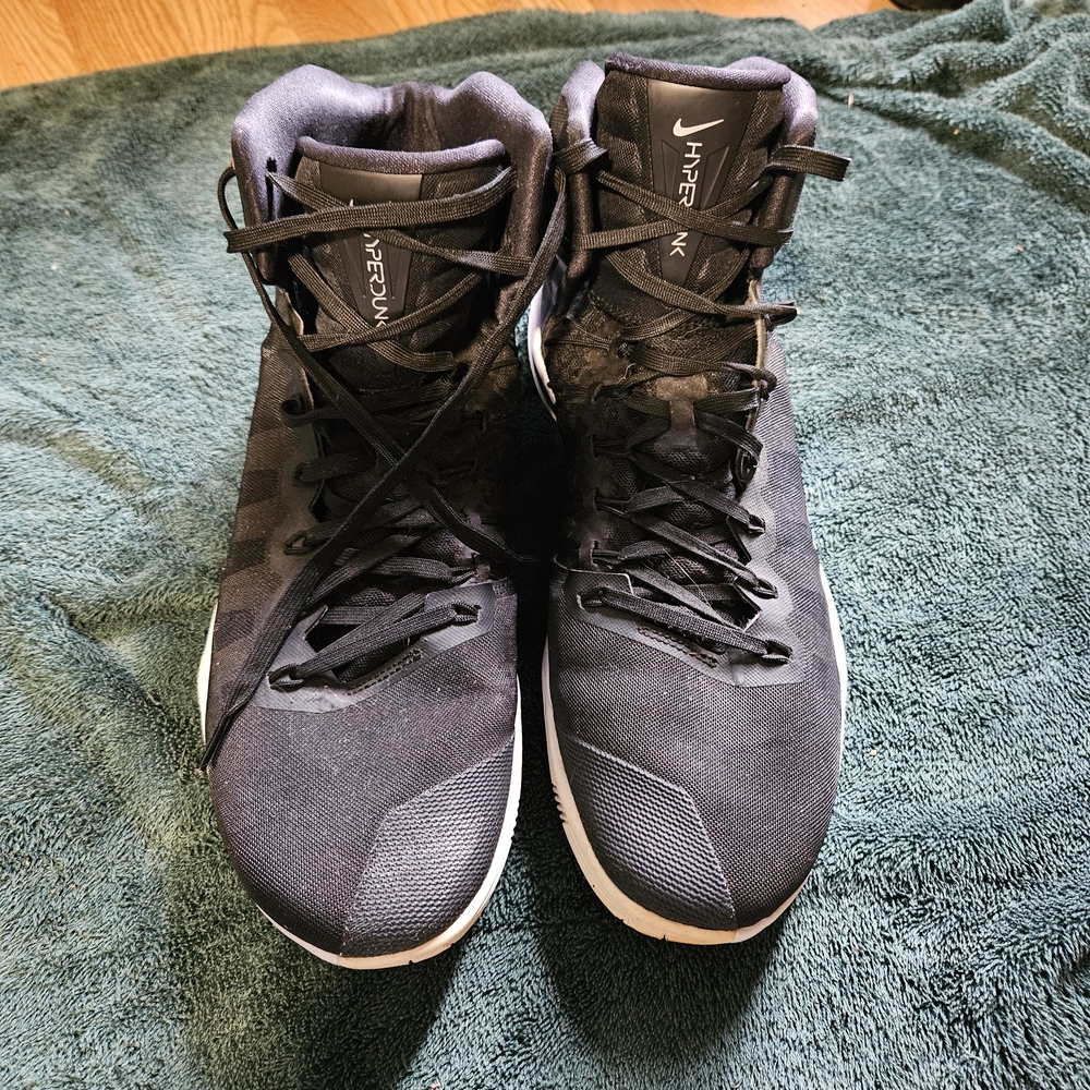Nike Black Athletic Shoes